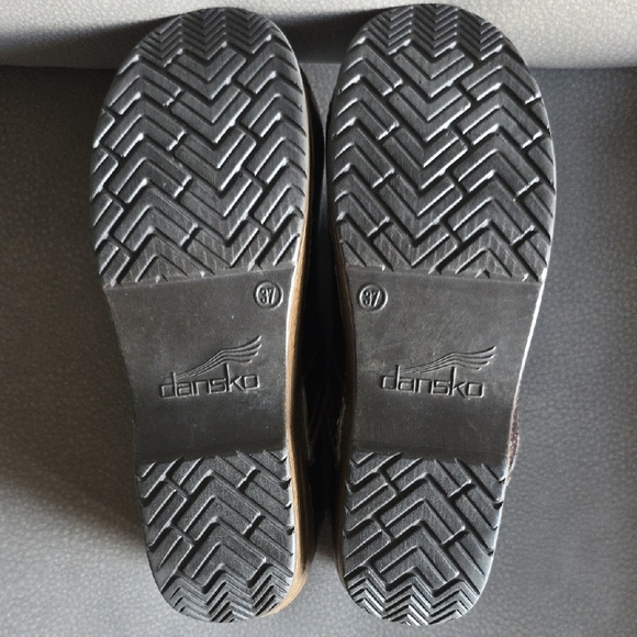 Dansko Textured Brown Leather Clogs - Picture 2 of 3